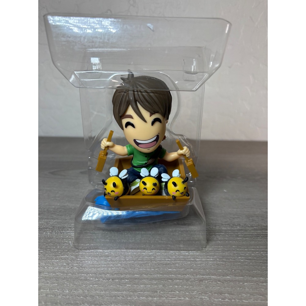 YouTooz Tubbo‎ Vinyl Figure Minecraft Character In Boat With Bees